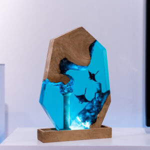 manta rays resin lamp