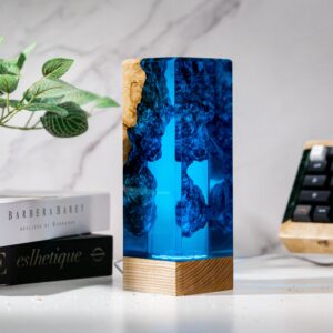 DEEP BLUE OCEAN Resin Lamp