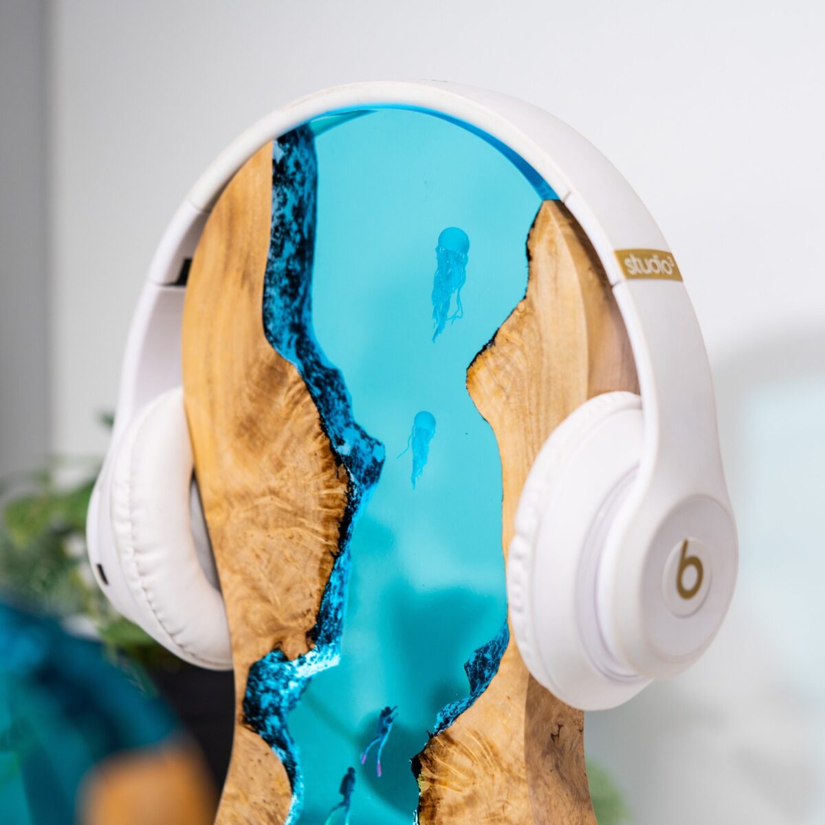 HEADPHONE STAND Epoxy Lamp