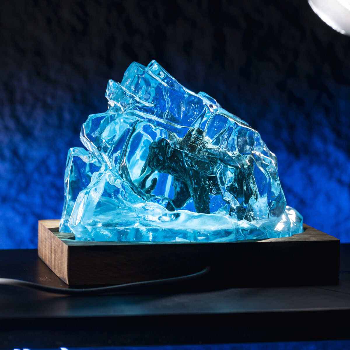 ANCIENT MAMMOTH Resin Lamp