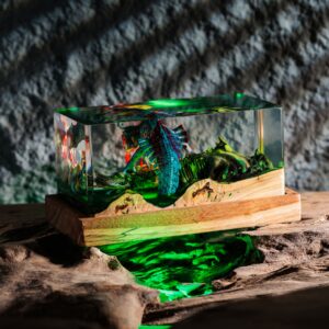 Carnivorous Dinosaur Diorama Resin Lamp